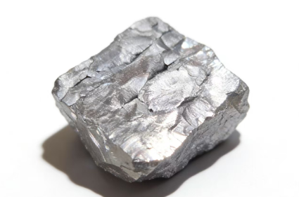 3月4日多晶硅2605合约跌1995元/吨，成交12436手，资金仓位持续调整